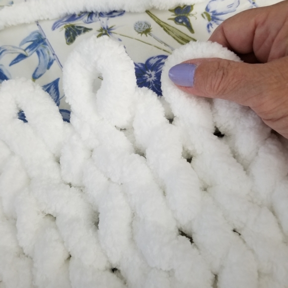 Meet your Posher, Darlenia - Picture 2 of 2